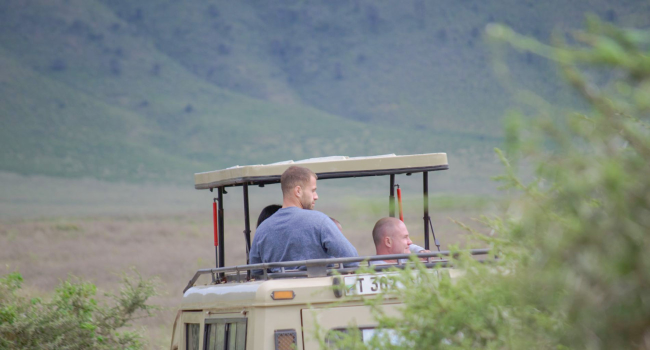fly in safari Ngorongoro 