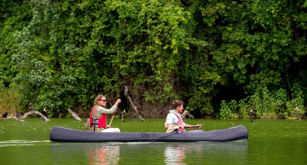 Discover Lake Duluti – Tailored Day Trip Experience. - Image 4